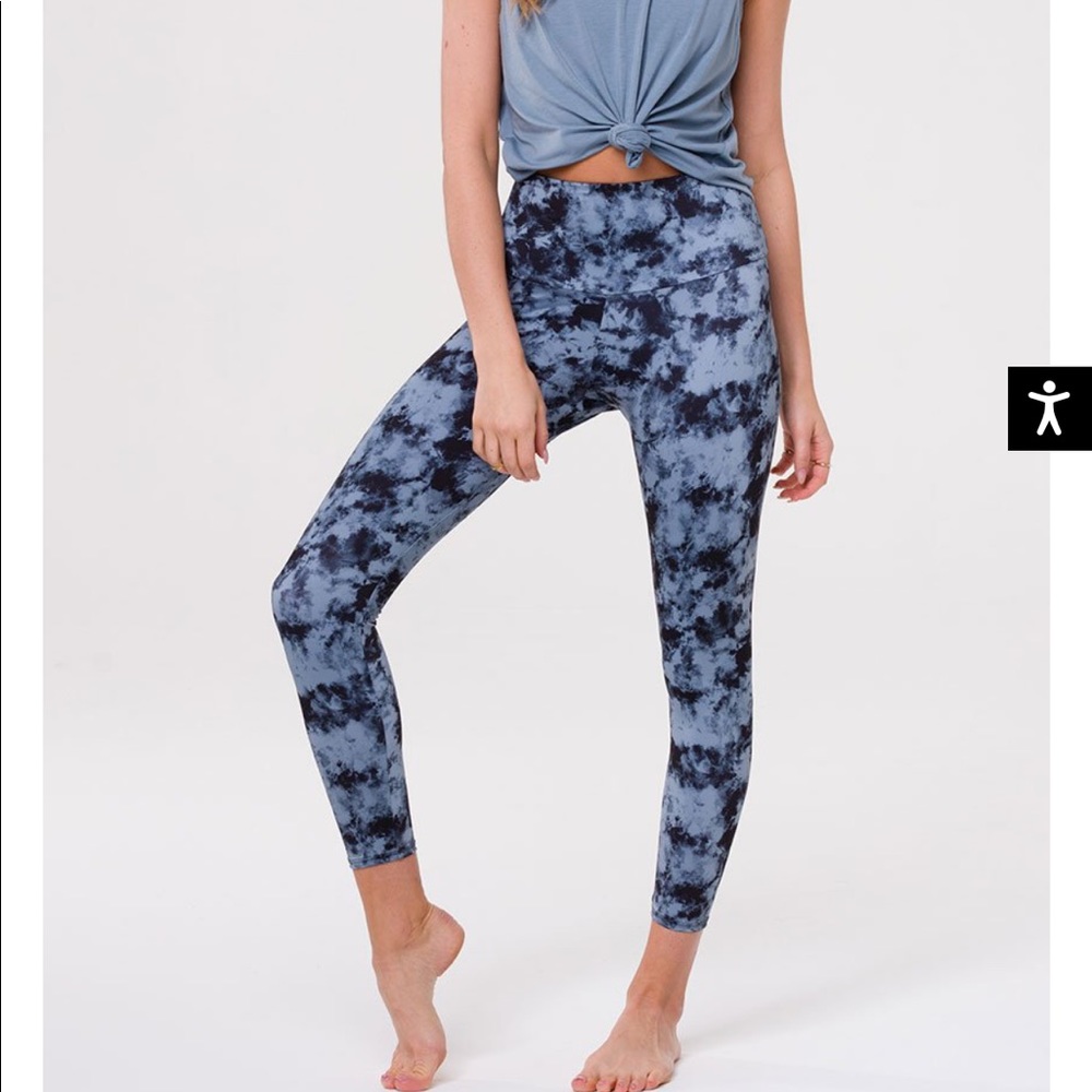 Onzie Legging / Tights